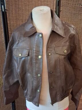 Classic Brown Leather Bomber Jacket - Women